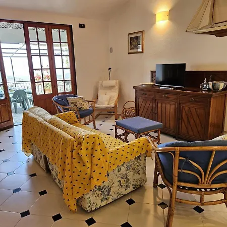 Onde E Ulivi Villa San Bernardo (Genoa)