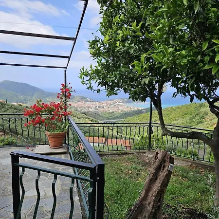 Onde E Ulivi San Bernardo (Genoa)