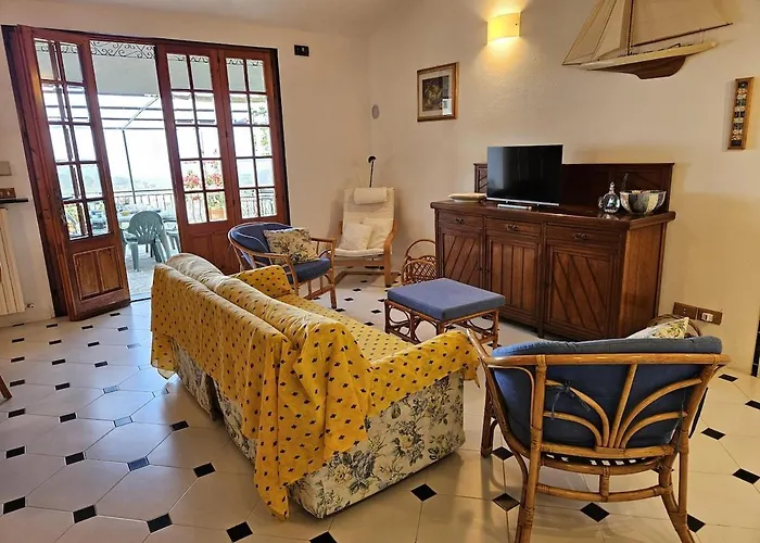 Onde E Ulivi Villa San Bernardo (Genoa)