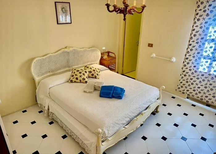 Onde E Ulivi * San Bernardo (Genoa)